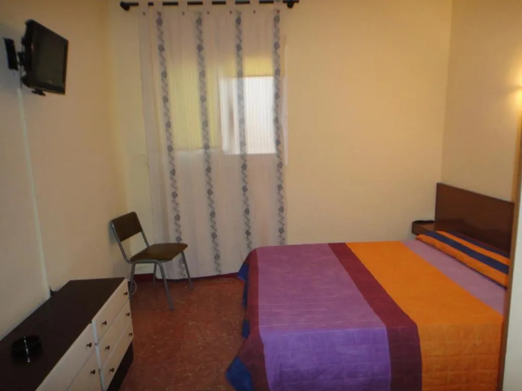 Guest house Pensio Restaurant Llanca Hotel Spain