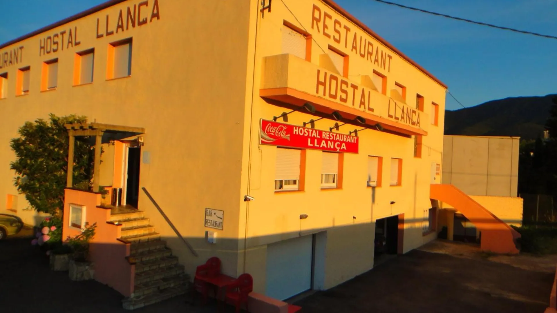 Hotel Pensió Restaurant Llança